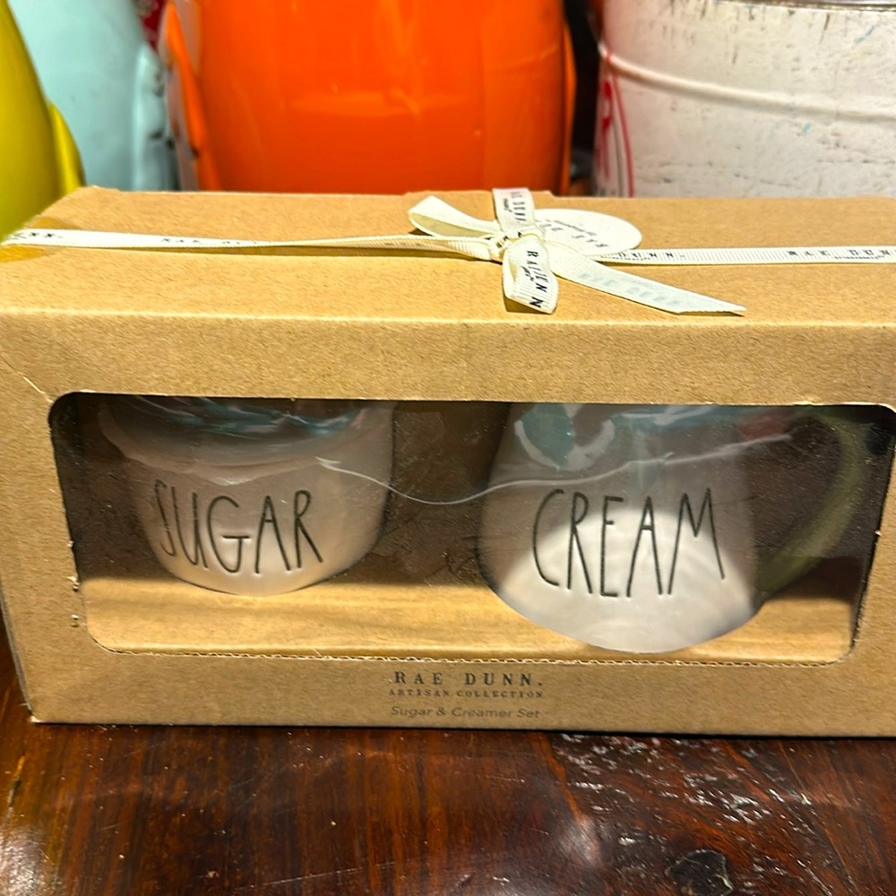 Rae Dunn sugar and cream set